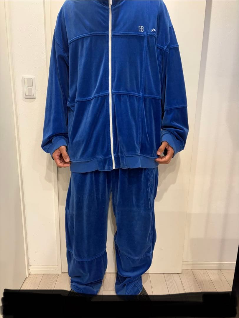 Kno Betta ベロア　セットアップ