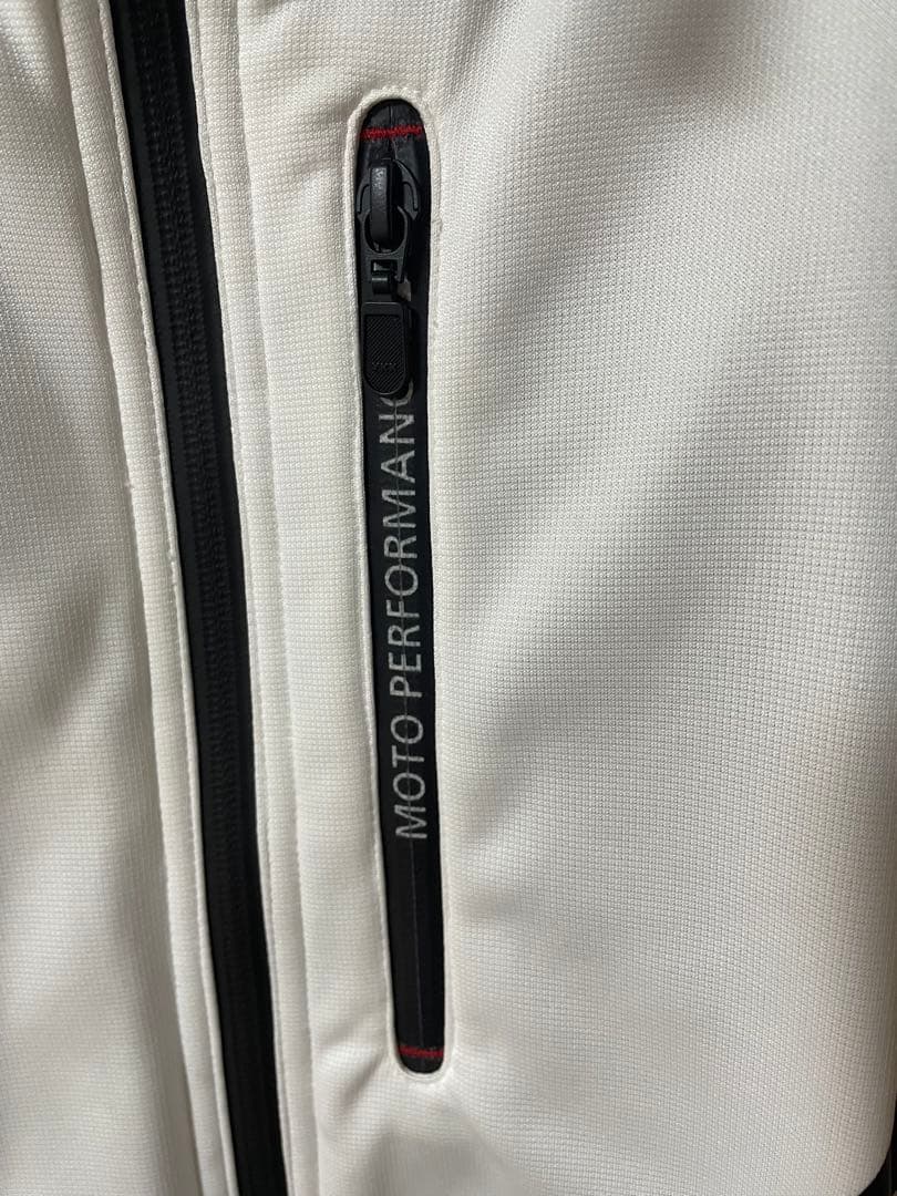 新品タグ付き⭐︎クシタニ　ベクトルジャケット　XLサイズ　ホワイト