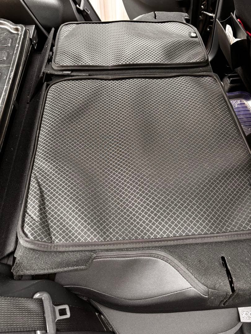 カローラクロス アクティブボックス②