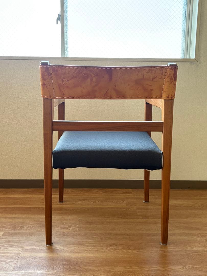 【リネン】Ritzwell イビサフォルテ　本革チェア