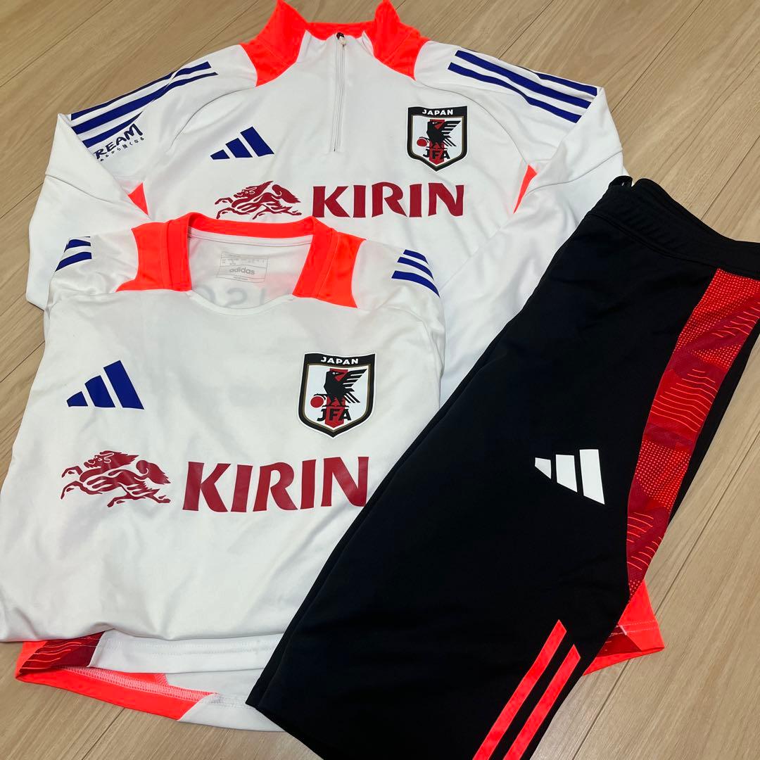 日本代表 トレーニングウェア