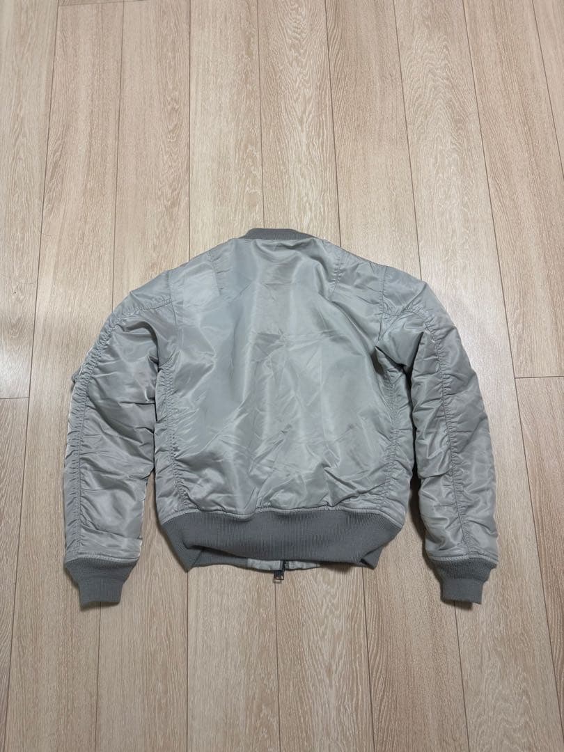 ジャケット・アウター AVIREX MA1