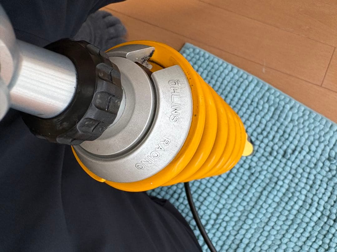 OHLINS サスペンションKA010