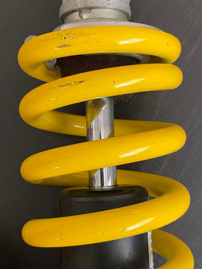 MT09 XSR900 ノーマルリアサスペンション　ヤマハ