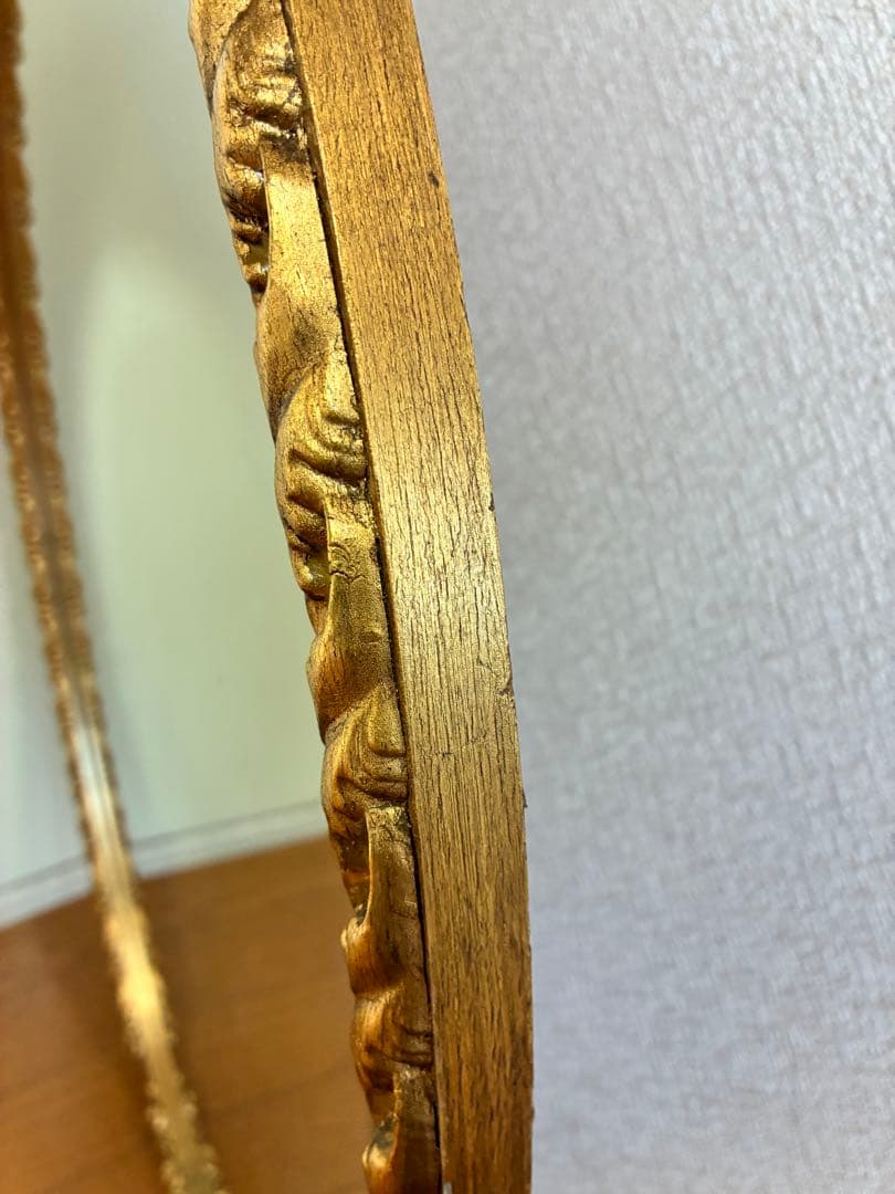 ゴールド壁掛け鏡　ウォールミラーロココ調クラッシック　ヴィンテージ、アンティーク