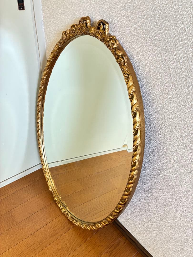 ゴールド壁掛け鏡　ウォールミラーロココ調クラッシック　ヴィンテージ、アンティーク