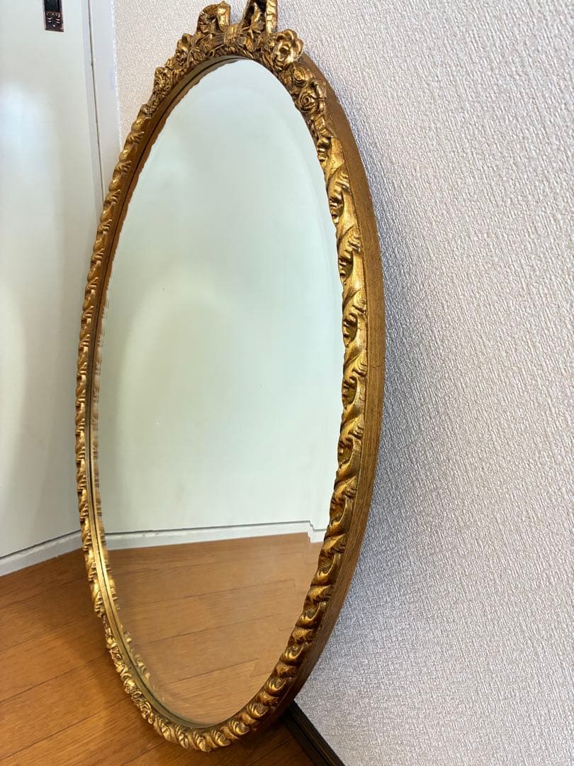ゴールド壁掛け鏡　ウォールミラーロココ調クラッシック　ヴィンテージ、アンティーク