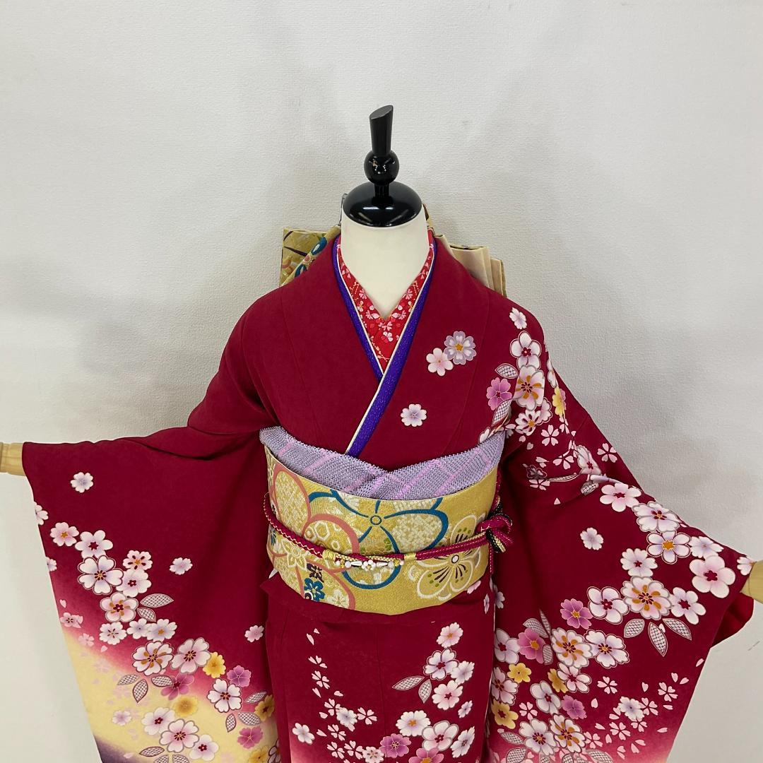 お振袖 赤　桜小花　　正絹　美品　成人式
