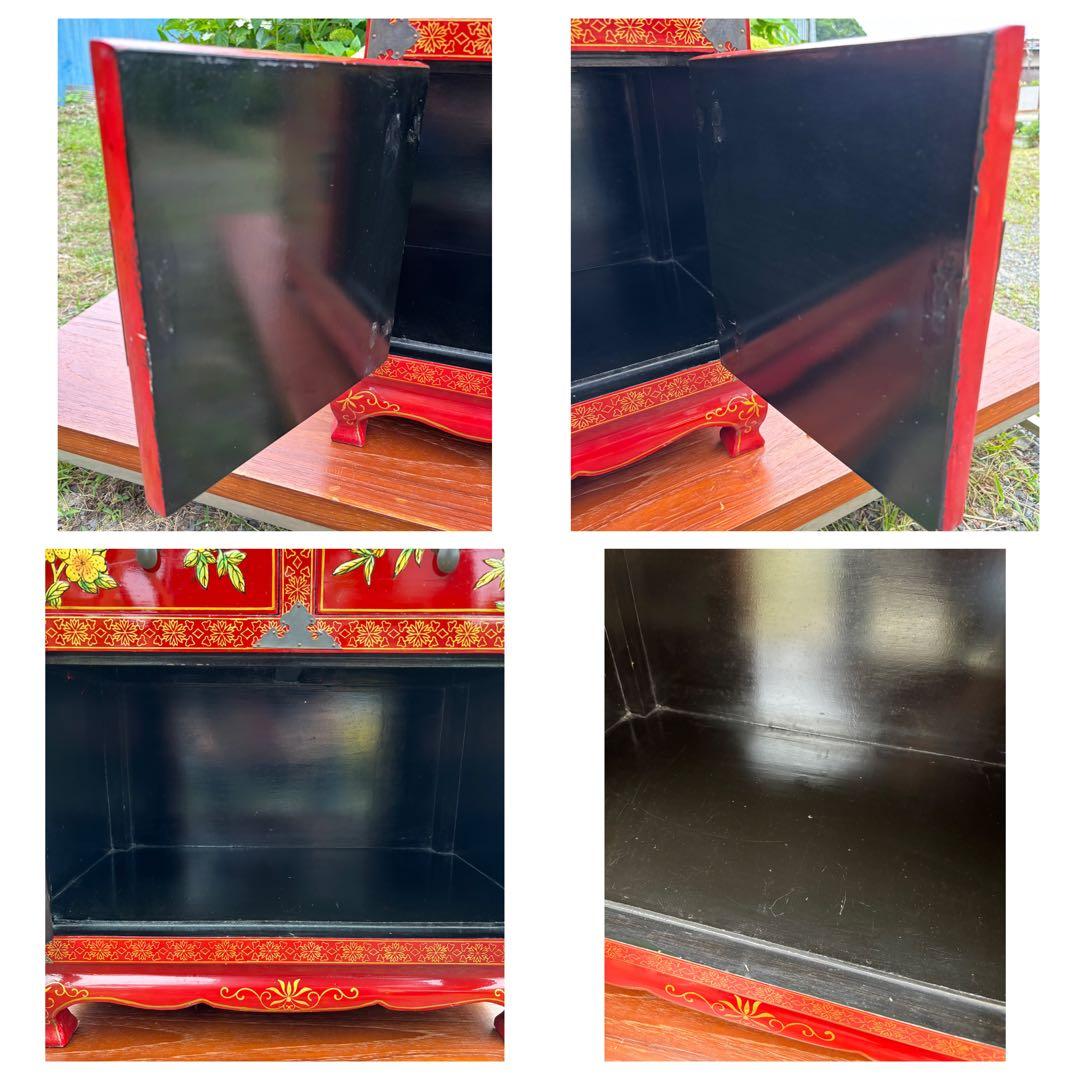 赤い花柄の木製タンス　シノワズリ家具　中国民藝　漆塗り　アンティーク　チェスト