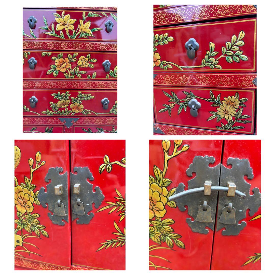 赤い花柄の木製タンス　シノワズリ家具　中国民藝　漆塗り　アンティーク　チェスト
