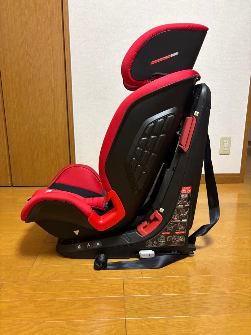 RECARO チャイルドシート レッド ブラック