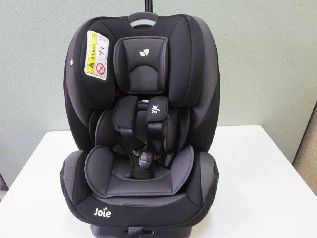 ジョイーJoie　エブリステージ　チャイルドシート　シートベルト固定