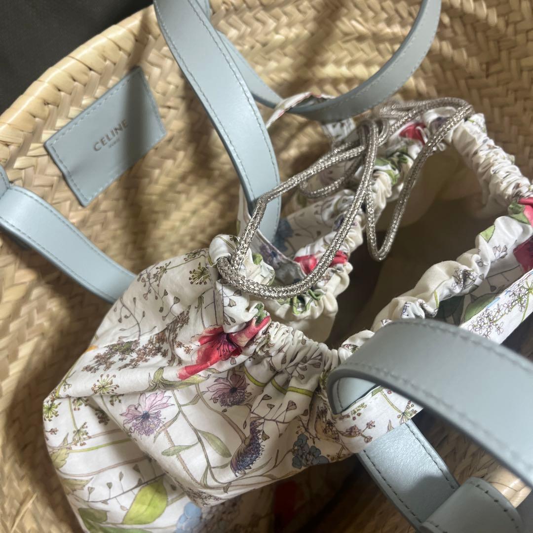 値下げ　リバティ巾着付き❣️セリーヌカゴバック　ライトブルー