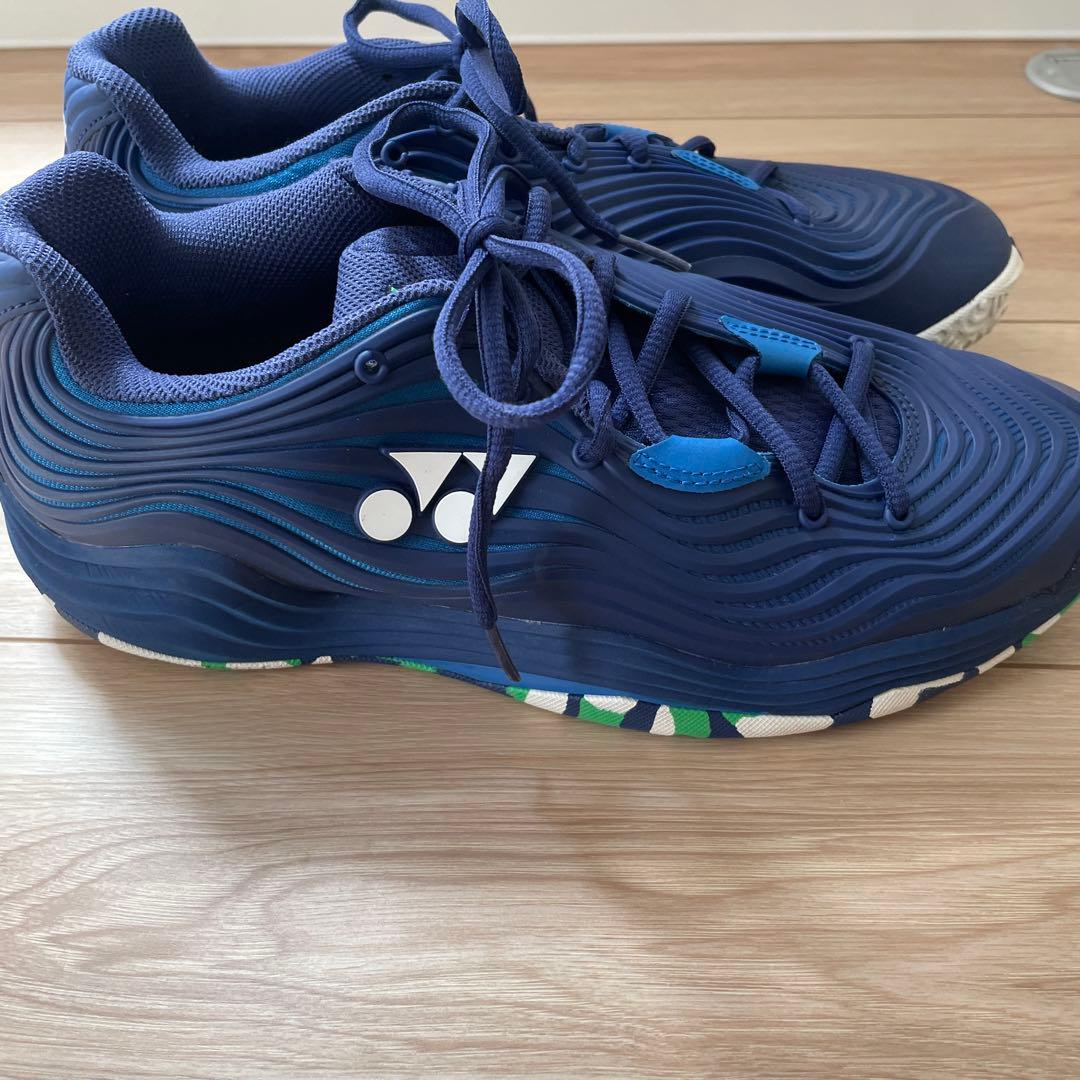美品 ヨネックス YONEX テニスシューズ フュージョンレブ5 27.5cm