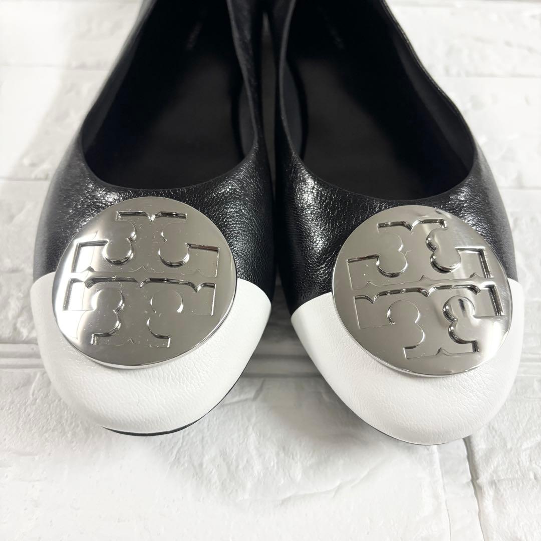 【極美品】トリーバーチ　クレア キャップトゥ バレエ　24.5 ツートンカラー