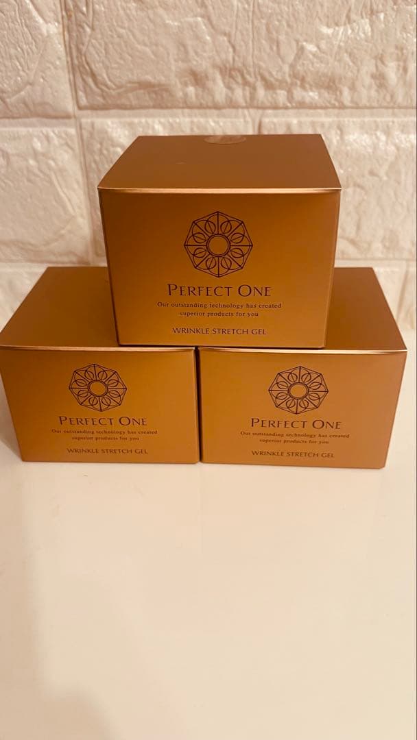 PERFECT ONE リンクルストレッチジェル 50g x3個セット　しわ対策