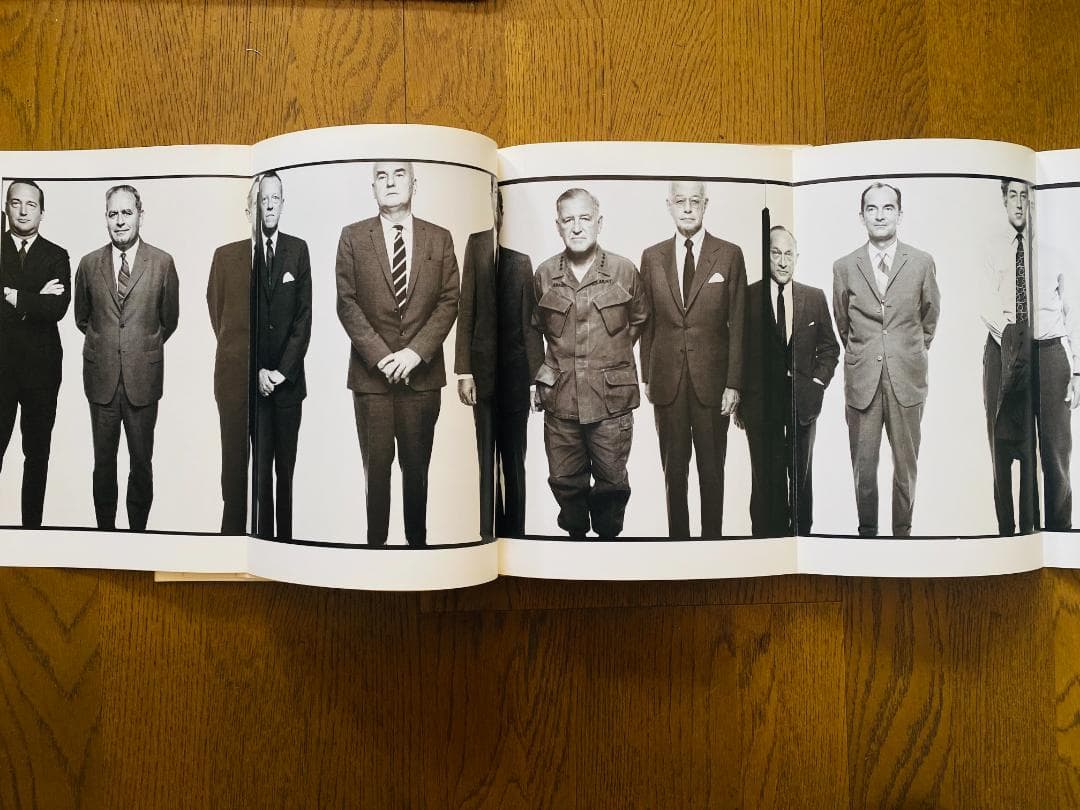 リチャード・アヴェドン「Portraits 」1976年　直筆サイン入り