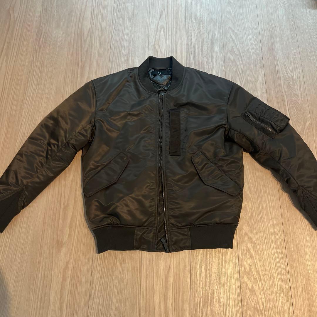 UNIQLO ハイブリッドダウン　オーバーサイズma1