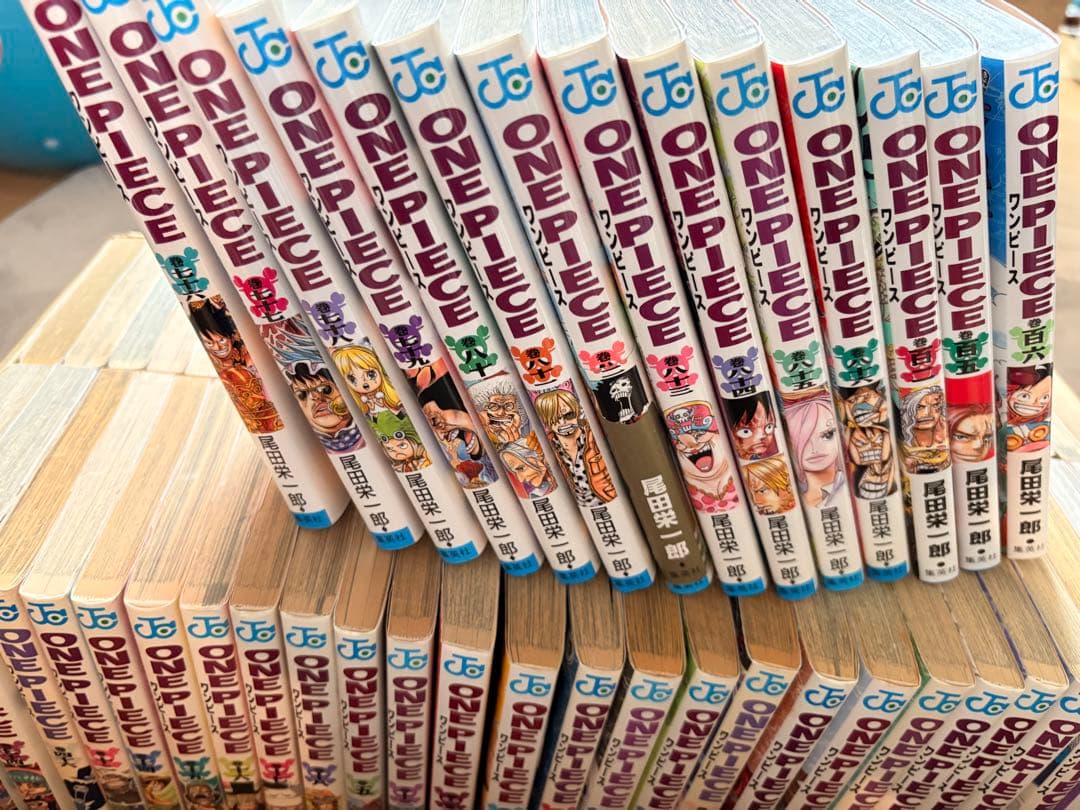 ONE PIECE 漫画 おまけでナルト最終巻付き