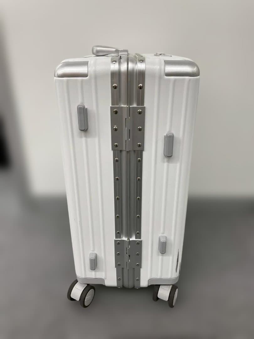 リベティ多機能キャリーケース【マットホワイトSサイズ】A32