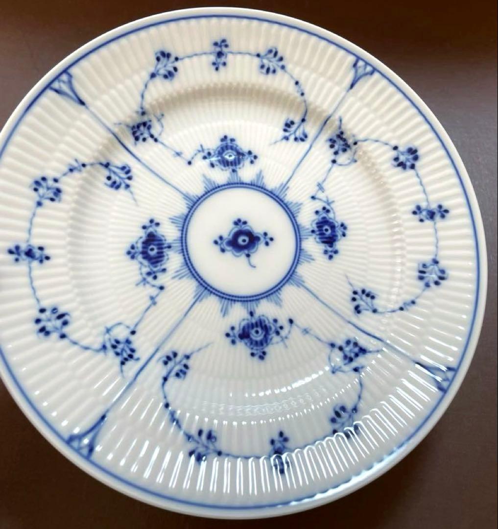 ロイヤルコペンハーゲンブルーフルーテッドプレインプレート21cm新品未使用