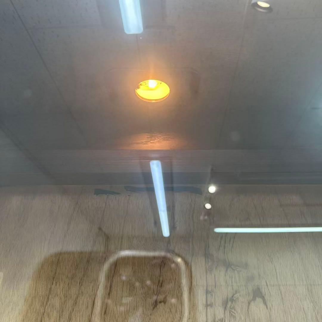 旭川 三陽家具工業 ガラスキャビネット 飾り棚 照明付き　訳あり