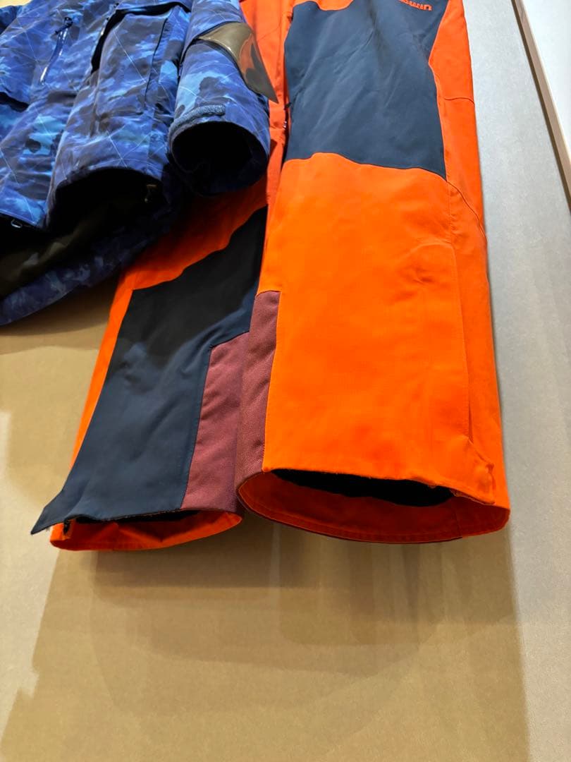 【たいしょー】GOLDWIN：ゴールドウィンスキー　レディースＬ　メンズS