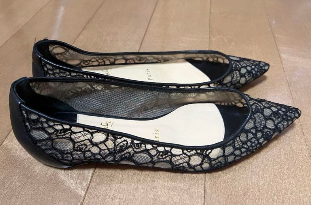 クリスチャンルブタン 黒レースフラットシューズ　35サイズ22cm相当