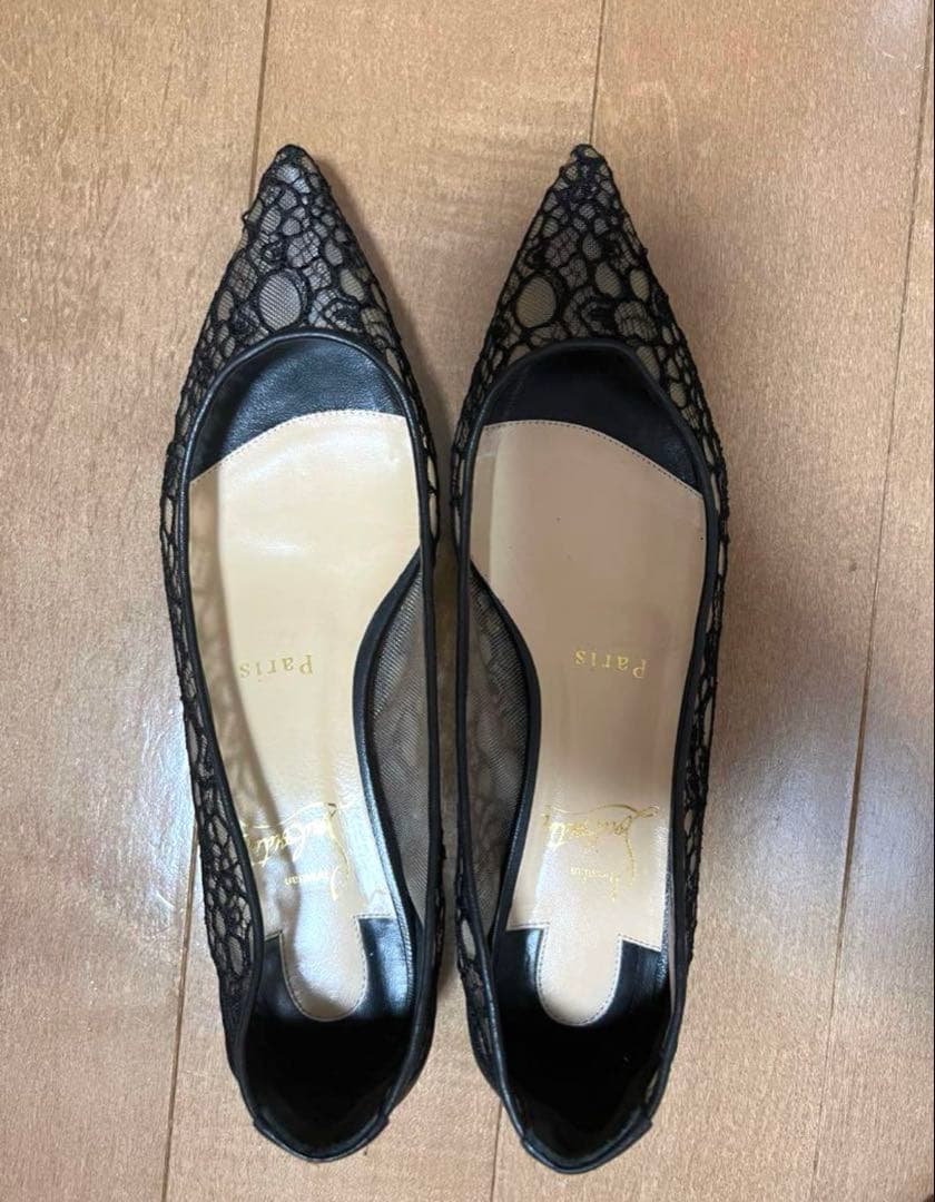 クリスチャンルブタン 黒レースフラットシューズ　35サイズ22cm相当