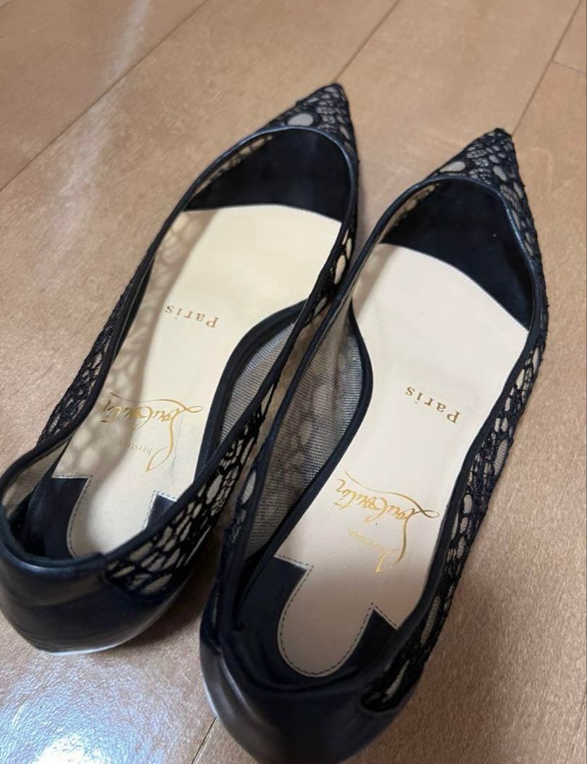 クリスチャンルブタン 黒レースフラットシューズ　35サイズ22cm相当