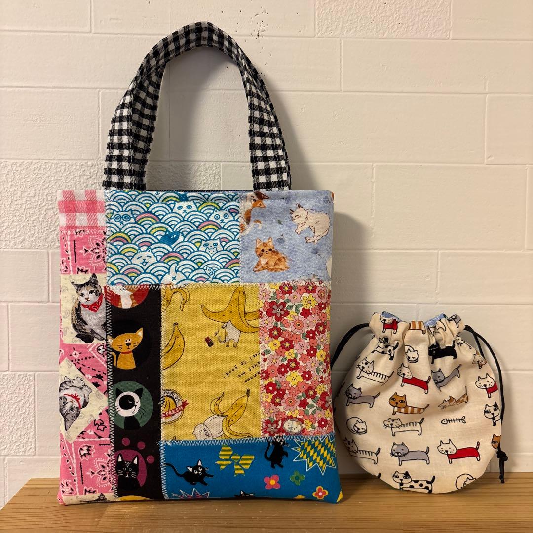 感謝価格　SALE 猫柄　巾着　おやつ入れ　小物入れ　人気　ハンドメイド