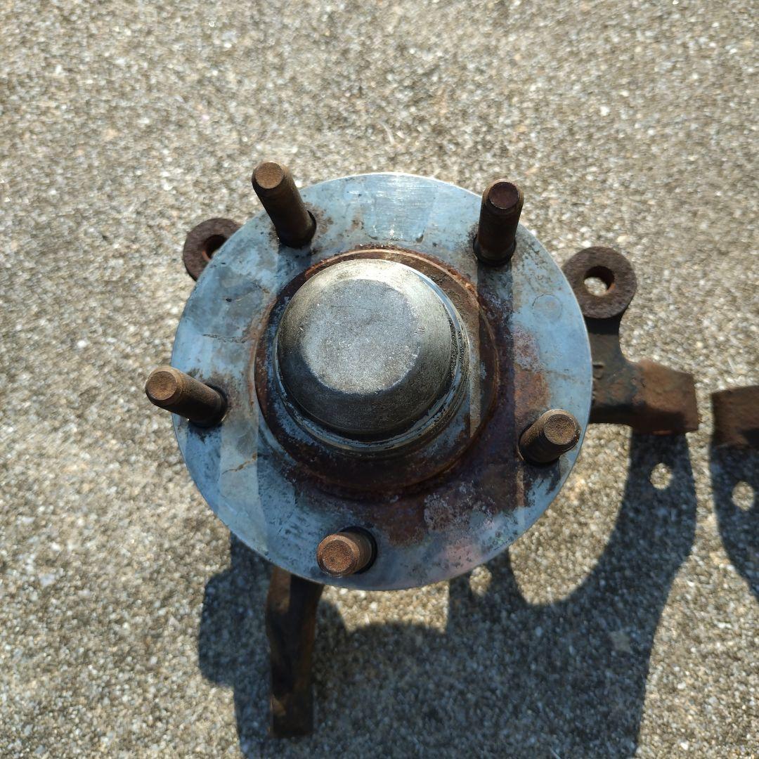 RX-7 FC3S用　鉄ハブ　KSP ATTAIN