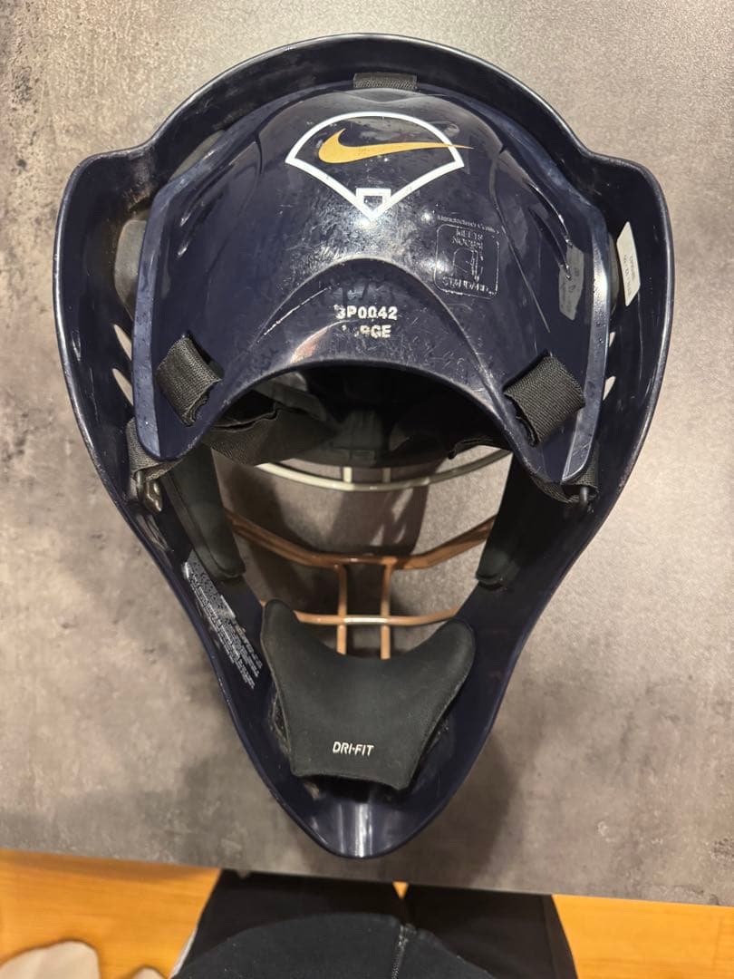Nike キャッチャーマスク ホッケー型　ネイビー