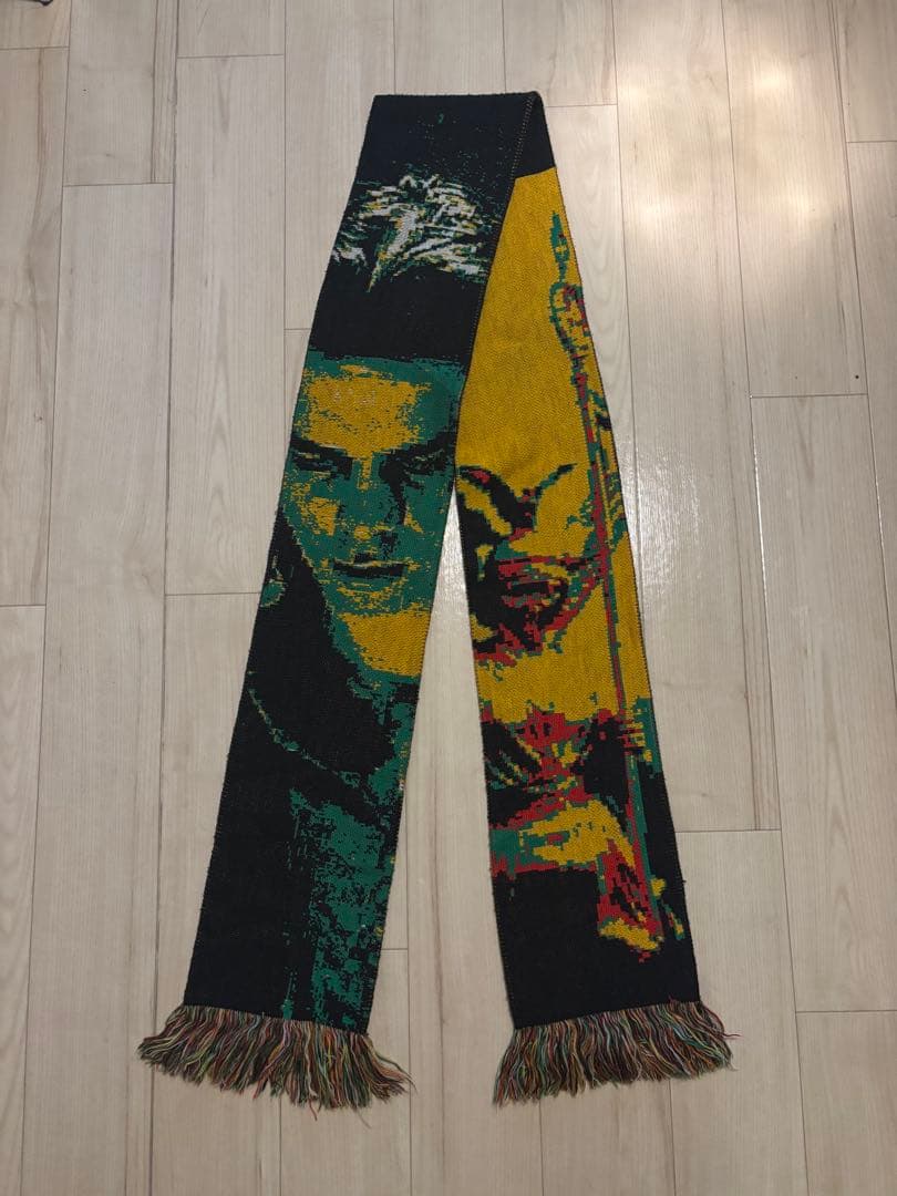 モンマルトルニューヨーク JOHN LAWRENCE SULLIVAN マフラー