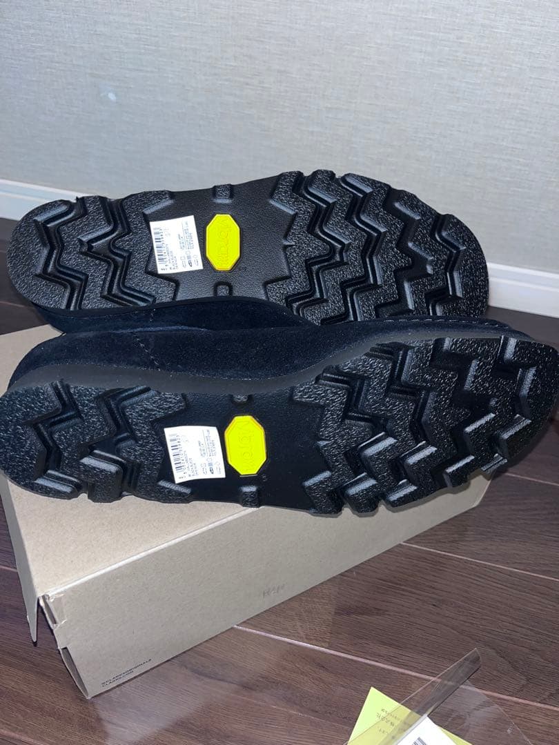 Clarks GORE-TEX ブラックスエードシューズ