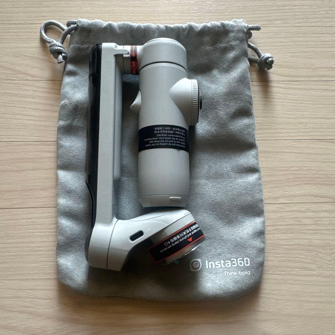 Insta360 Flow Pro AIトラッキングスタビライザー