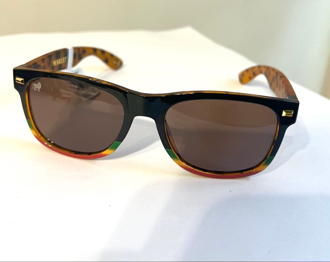 weed888　新品未使用、付属品付　BOB MARLEYサングラス