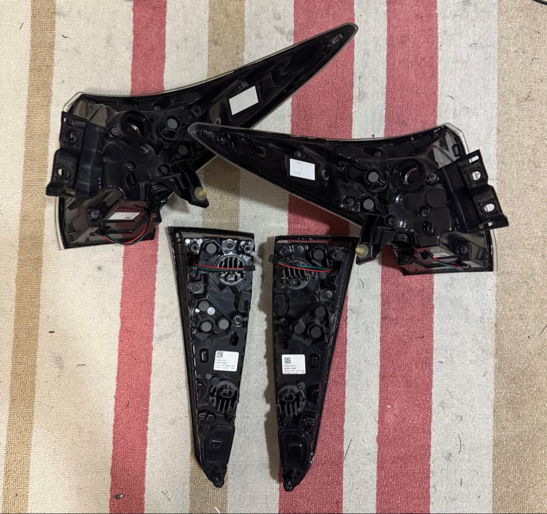 セール中 早い者勝ち ワンオフ プリウス 50 前期 流れる テールランプ