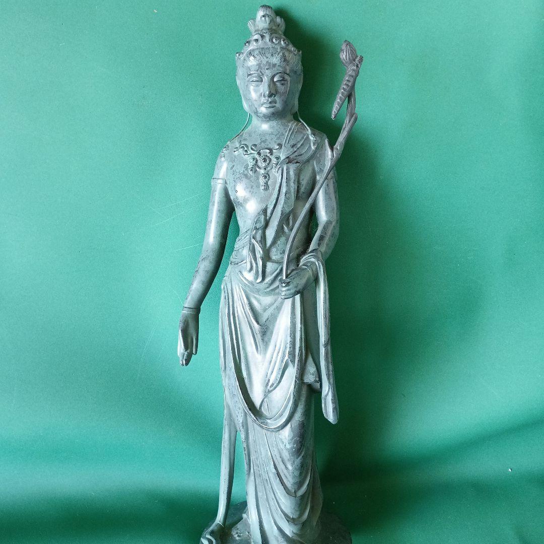 高村光雲作青銅製 観音像 蓮の花を持つ彫刻