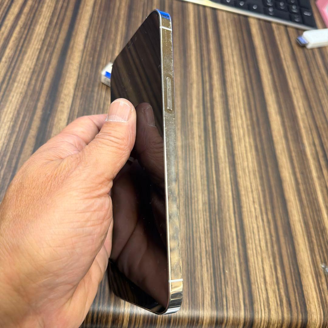 Apple iPhone 12 Pro Max 256GB ホワイト