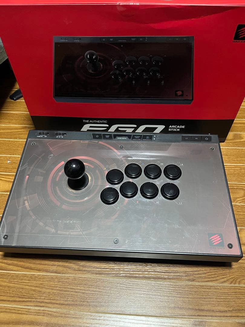 Mad Catz E.G.O. アーケードスティック アケコン