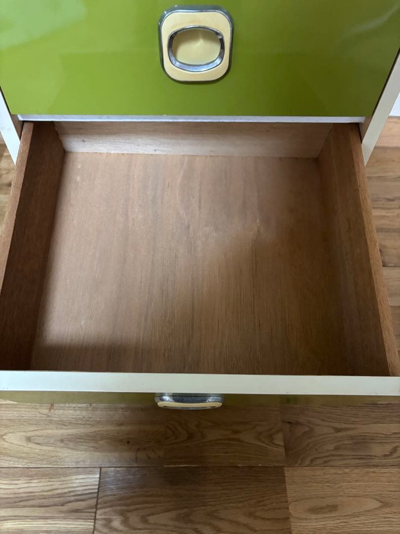 昭和　レトロポップ　５段タンス　チェスト