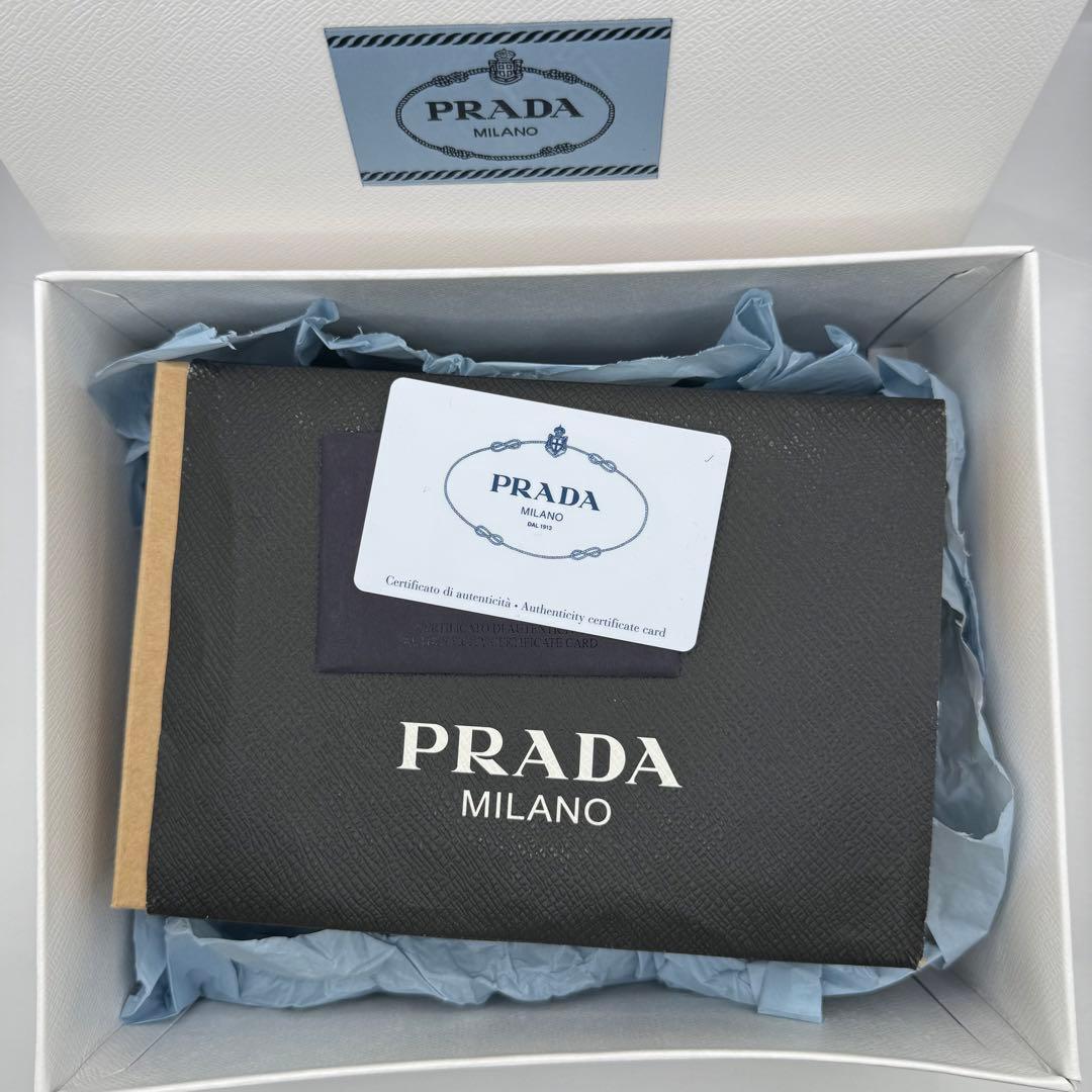 PRADA ステンレススチール 弁当箱 美品
