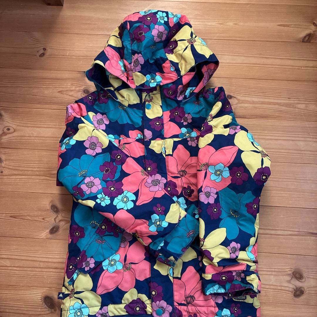 週末値下げ中　BURTON スノーボードジャケット とパンツのセットS