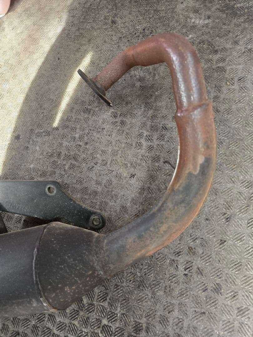 スーパーディオ　デイトナ　チャンバー　マフラー　AF27