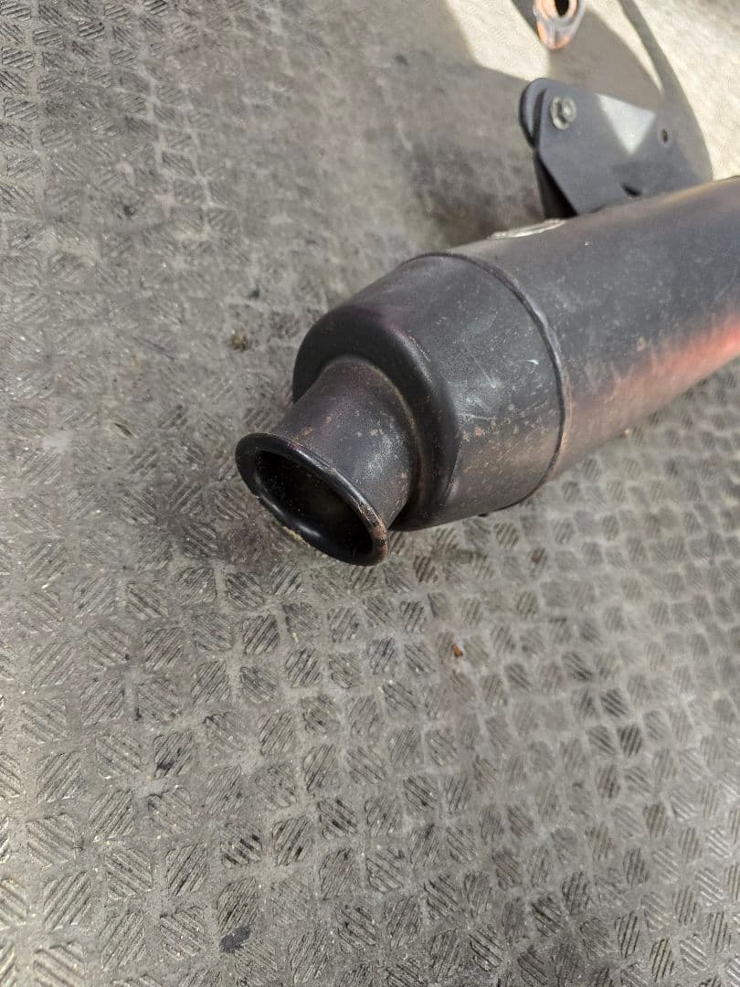 スーパーディオ　デイトナ　チャンバー　マフラー　AF27