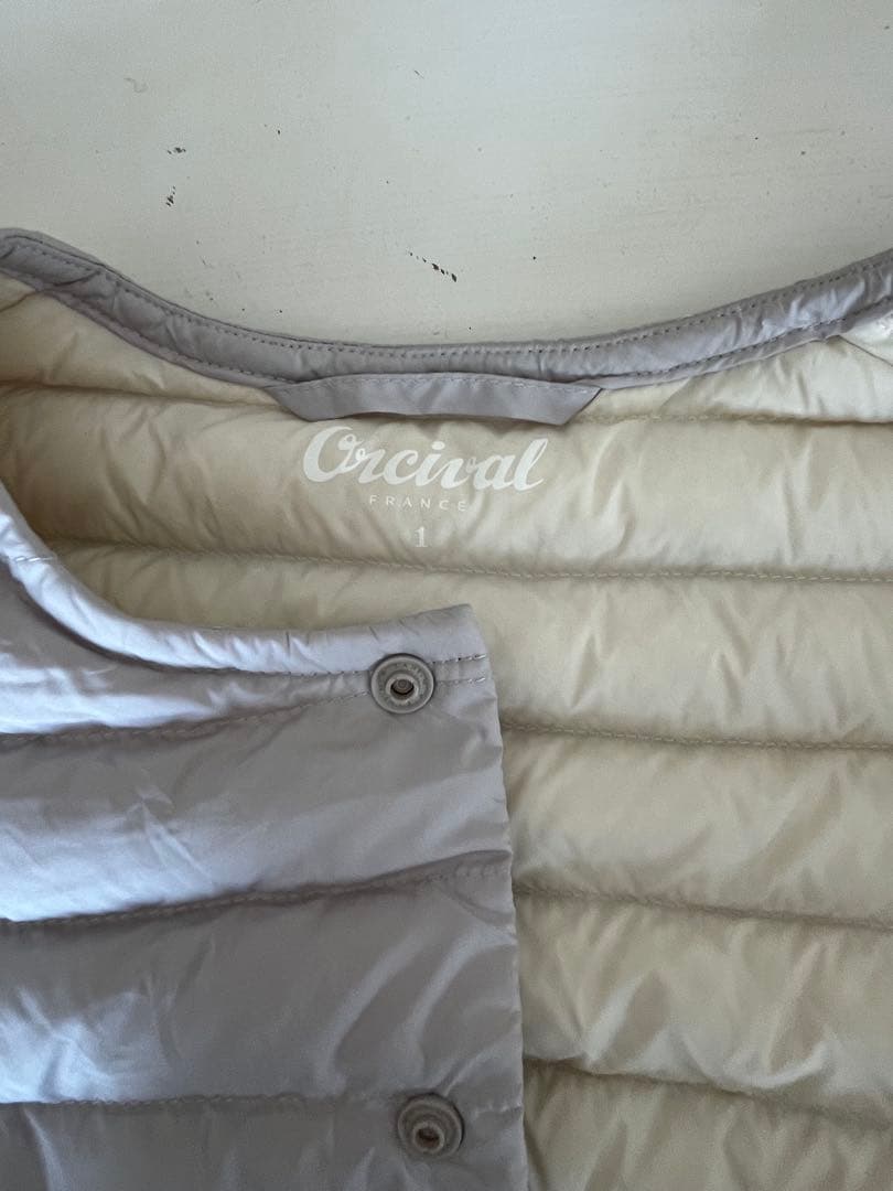 Orcival ライトウェイトタフタダウンベスト（パッカブル）