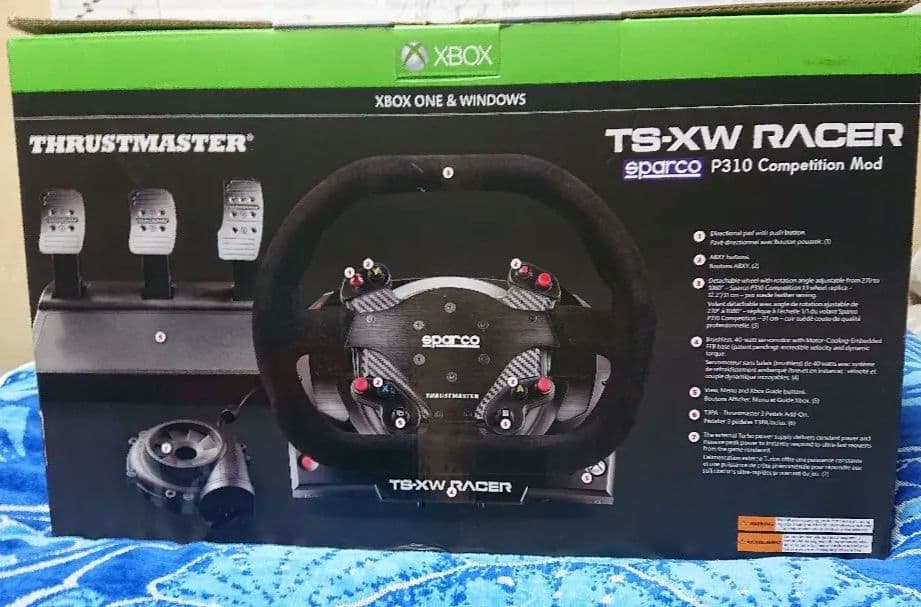 Thrustmaster TS-XW Racer レーシングホイール