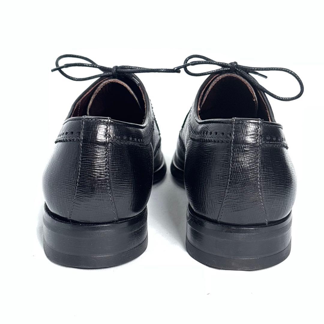 【極美品】BARNEYS NEWYORK ウィングチップ（43）革靴 型押レザー