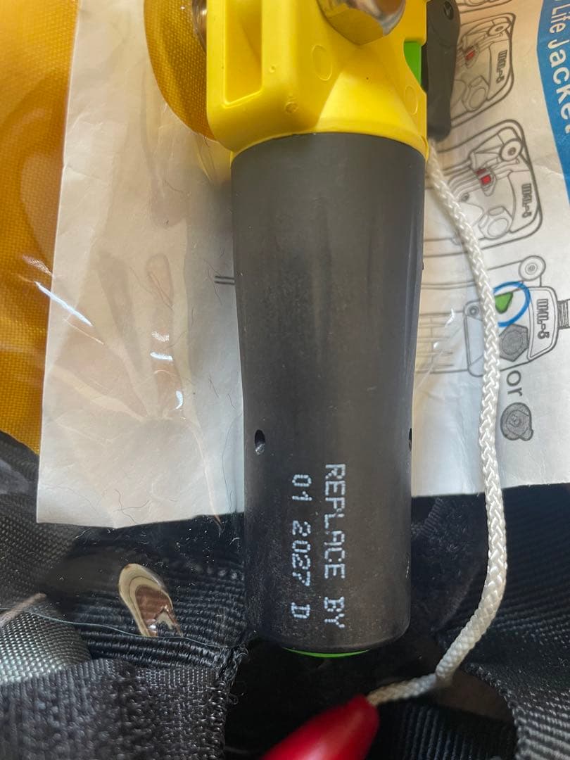 ダイワ　Daiwa オートインフレータブルライフジャケット　2個ＳＥＴ